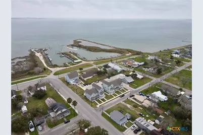 401 S Commerce Street, Port Lavaca, TX 77979 - Photo 10