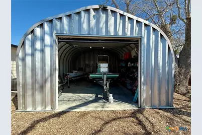 402 E Virginia Avenue, Seadrift, TX 77983 - Photo 36