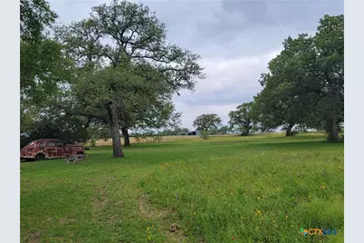 460 Woelke Road, Seguin, TX 78155 - Photo 2