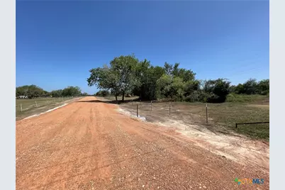 697 Robinhood Rd., Victoria, TX 77905 - Photo 1