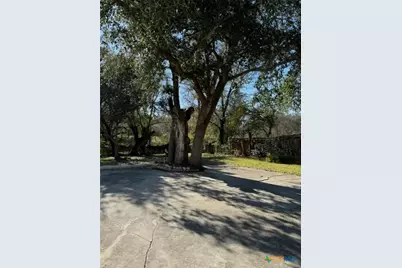 727 Brookhollow Drive, Port Lavaca, TX 77979 - Photo 1