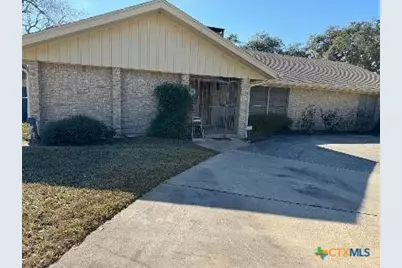 727 Brookhollow Drive, Port Lavaca, TX 77979 - Photo 2