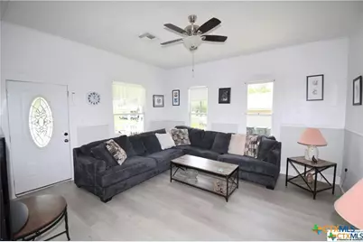 920 S 33rd Street, Temple, TX 76504 - Photo 4