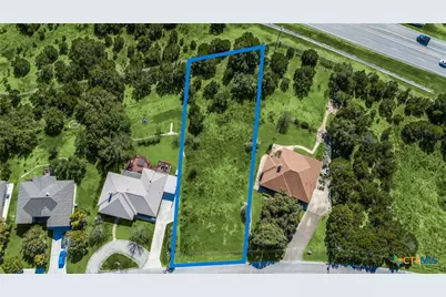 207 Bobby Clark Drive, Canyon Lake, TX 78133 - Photo 8