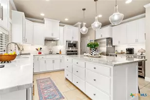 1458 Janets Way, New Braunfels, TX 78130 - Photo 10