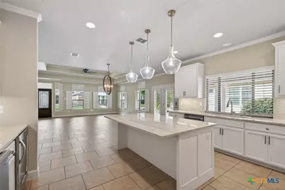 1458 Janets Way, New Braunfels, TX 78130 - Photo 10