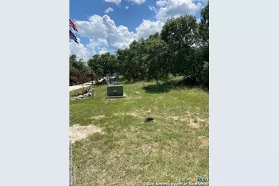 2122 Angeles Court, Canyon Lake, TX 78133 - Photo 8