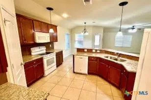 2314 Broken Wheel Ln, New Braunfels, TX 78130 - Photo 4