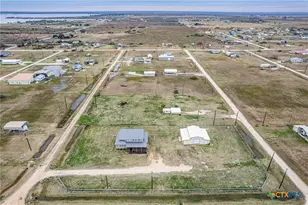 165 Sea Urchin Ln, Palacios, TX 77465 - Photo 8