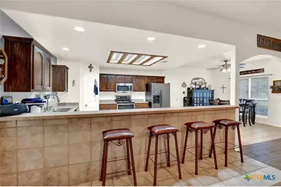 1120 Country View Dr, La Vernia, TX 78121 - Photo 4