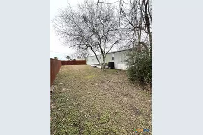 104 S Peach Street, Seadrift, TX 77983 - Photo 2