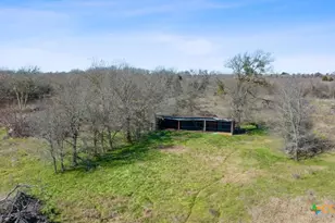 579 Lower Elgin Rd, Elgin, TX 78621 - Photo 6