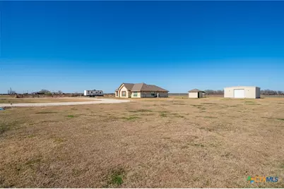 110 Eugene Lane, Tivoli, TX 77990 - Photo 10