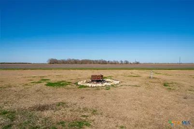 110 Eugene Lane, Tivoli, TX 77990 - Photo 30