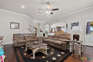 110 Eugene Ln, Tivoli, TX 77990 - Photo 16