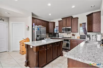 110 Eugene Lane, Tivoli, TX 77990 - Photo 18