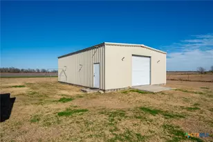 110 Eugene Ln, Tivoli, TX 77990 - Photo 32