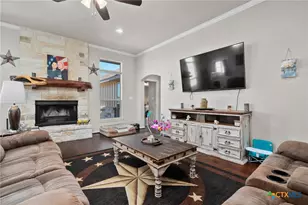 110 Eugene Ln, Tivoli, TX 77990 - Photo 4