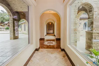 1024 Spanish Trail, New Braunfels, TX 78132 - Photo 4