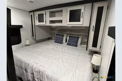 507 E Plasuela Street, Refugio, TX 78377 - Photo 14