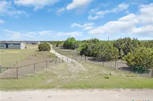 493 Co Rd 204, Burnet, TX 78611 - Photo 4