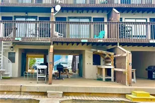 458 S 15th St, Port O'Connor, TX 77982 - Photo 1