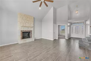 215 Overlook Trl, Copperas Cove, TX 76522 - Photo 8