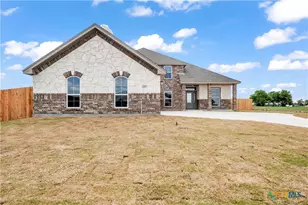 215 Overlook Trl, Copperas Cove, TX 76522 - Photo 1