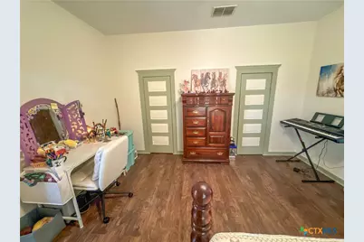 205 and 207 Hubbard Street, Yoakum, TX 77995 - Photo 48