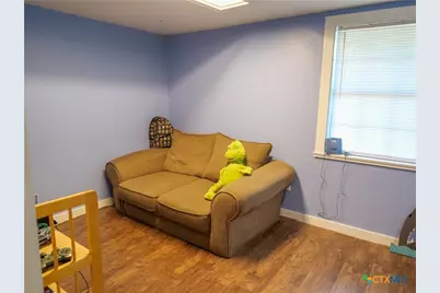 205 and 207 Hubbard Street, Yoakum, TX 77995 - Photo 36