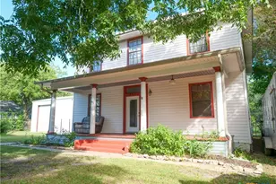 205 and 207 Hubbard St, Yoakum, TX 77995 - Photo 42