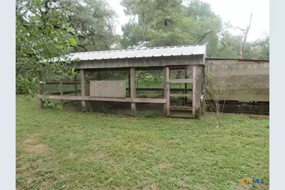 2846 Co Rd 18 Lavaca County Tx, Hallettsville, TX 77964 - Photo 16