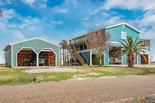 19 Dewberry Ln, Seadrift, TX 77983 - Photo 2