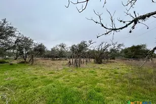 103 Forest View Dr, Victoria, TX 77905 - Photo 24