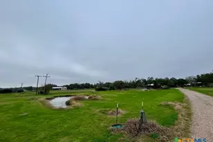 103 Forest View Dr, Victoria, TX 77905 - Photo 18