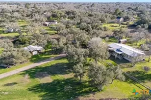 103 Forest View Dr, Victoria, TX 77905 - Photo 22