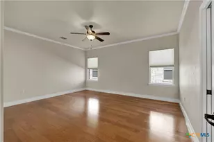 948 Hudson Ln, New Braunfels, TX 78130 - Photo 18