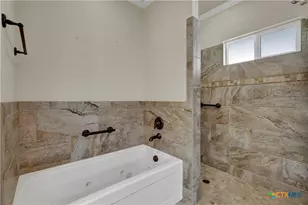 948 Hudson Ln, New Braunfels, TX 78130 - Photo 22