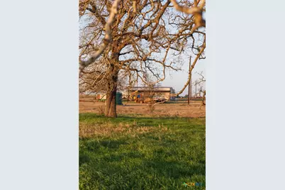 1080 Whisper Road, Luling, TX 78648 - Photo 6