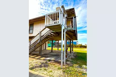 179 Easy Street, Port O'Connor, TX 77982 - Photo 2
