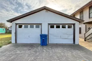 179 Easy St, Port O'Connor, TX 77982 - Photo 18