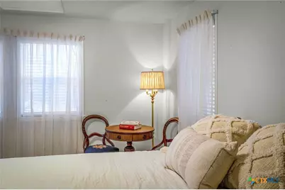 101 E Edgewater Terrace, New Braunfels, TX 78130 - Photo 18