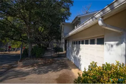 101 E Edgewater Terrace, New Braunfels, TX 78130 - Photo 28