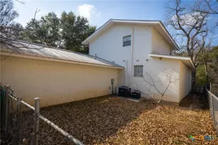 101 E Edgewater Terrace, New Braunfels, TX 78130 - Photo 30