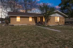 8629 Fm 1690, Lampasas, TX 76550 - Photo 2