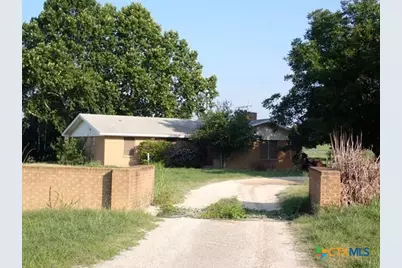 8629 Fm 1690, Lampasas, TX 76550 - Photo 1