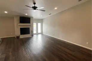 2803 Bon Aire Ave, Victoria, TX 77901 - Photo 8