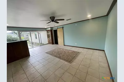 2803 Bon Aire Avenue, Victoria, TX 77901 - Photo 4