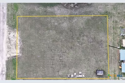 1110-1112 W Toledo, Seadrift, TX 77983 - Photo 2