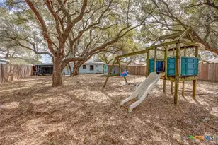 713 N Kossuth St, Rockport, TX 78382 - Photo 24